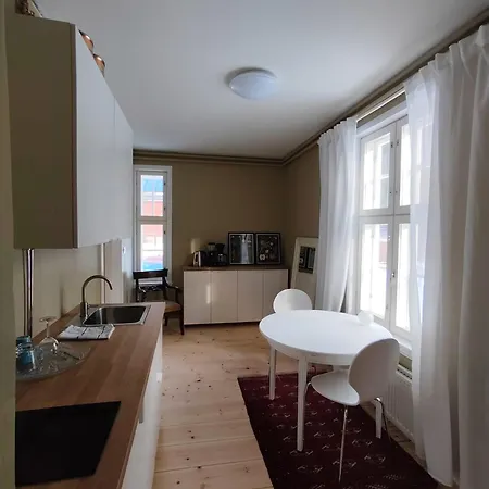 Puharila Πανσιόν *